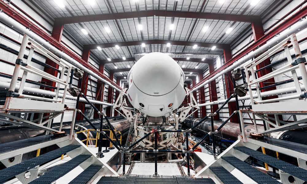SpaceX: Pioneering the New Space Age - Streetcurrencies